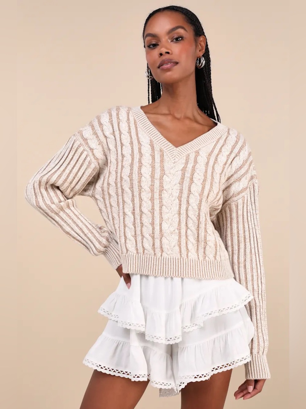 ❥ℒ𝓊𝓁𝓊’𝓈: Cozy Classic Tan and Ivory Heathered Cable Knit V-Neck Sweater